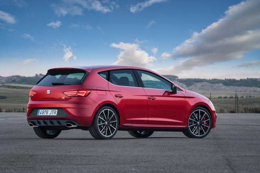  Seat Leon Cupra 300 2017 года  (WW) (фото 9 из 49)